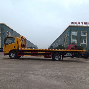 Hot-sale ISUZU 4*2 Factory Price Loading 4 T Dragging 6 T Wrecker Tow Truck for