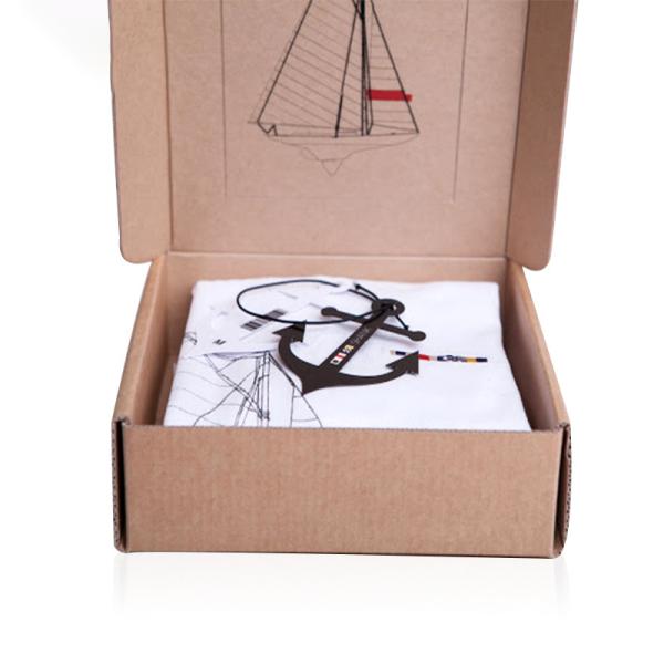 OEM ODM Corrugated Mailer Boxes Foil Hot Stamping For T Shirt