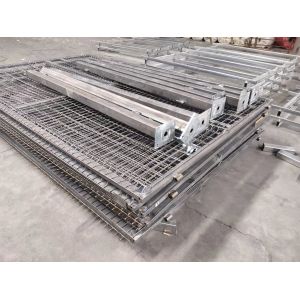 China Home Outdoor Decorative Welded Wire Rigid Mesh Metal Curved Panel 3D Garden Fence on sale