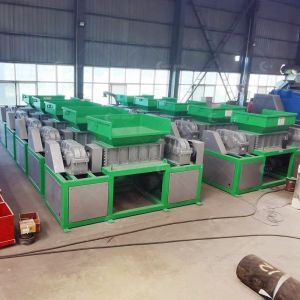 Customizable Blades Double Shaft Scrap Computer Board Shredder for Manufacturing