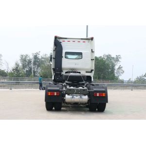 Sinotruck HOWO 6X4 Trailer Truck Head With ECE Tire Certification And Customizat