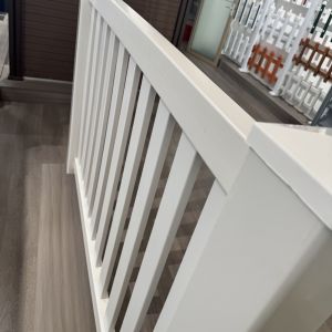 Composite Material Vinyl Pool Fencing Waterproof White Pvc Pool Fence