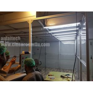 Class 100 Laminar flow Clean room, ISO5 clean room
