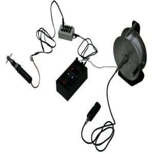 Remotely Control Fire Fighting Equipment Bomb Wire Cutter Primer / Mechanical