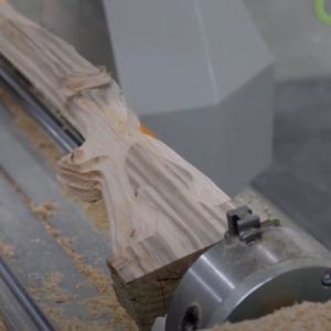 CNC Machining Centers Cylindrical Engraving Machine For Gunstocks Processing