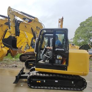 2022 Good quality used CAT305.5e2 excavator 5.5ton mini crawler excavator for