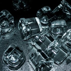 Square Ice Making Machine Water Spray Commercial Ice Maker for Business or Home