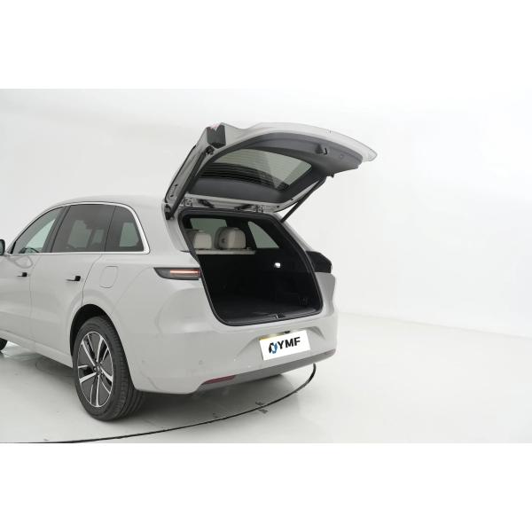 Li Lixiang L6 Hybrid SUV Top-Notch Performance with Lithium Iron Phosphate Battery