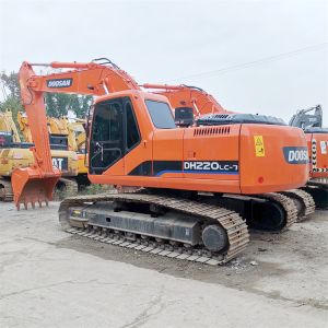 Original Hydraulic Cylinder 22 Ton Doosan Excavator DH220-7 in Good Condition in