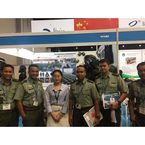 4Pcs/set Motorcycle Riding Knee Elbow Pads Stainless Steel Protective Gear for All Seasons