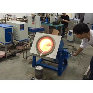 Small Capacity 20kg 30kg Aluminum Melting Furnace With Manual Tilting