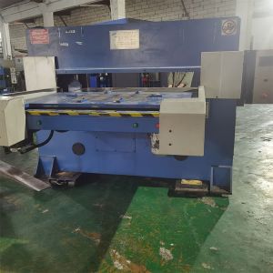 Automatic Computerized Hydraulic Cutting Machine High Cutting Capacity 610MM