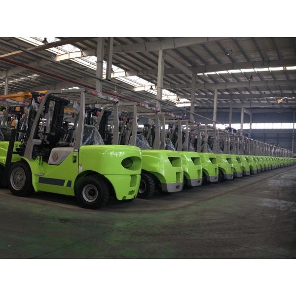 3350kg 2ton Container Forklift with 4500mm Lifting Height and Adjustable Cab Location