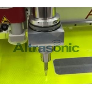 China 30KHz Ultrasonic Cutting Machine With Titanium / Replaceable Blade on sale