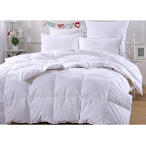 China 50% 150x210cm Duck And Down Quilt on sale