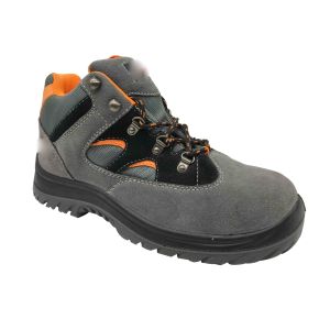 Quality Black Slip Resistant Work Shoes Dural Density PU Injection Mass Production For Doctor for sale