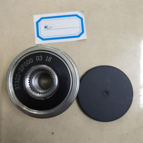 Buy 37322-2F000 Alternator Tension Roller for Hyundai Tucson IX35 2010-2015 Car Model 1 at wholesale prices