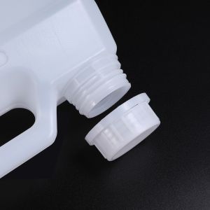Plastic Square Barrel Jerry Can With Screw Lid Material Thickened Container 1L