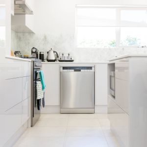 Moisture proof Open Handless Lacquer Kitchen Cabinet For Apartment