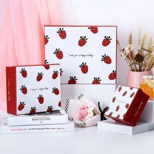 China Strawberry Holiday Gift Box Large Cosmetic Scarf Premium Packaging on sale