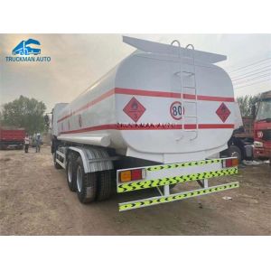 2015 Year 10 Wheeler Used Oil Tanker Truck SINOTRUK HOWO