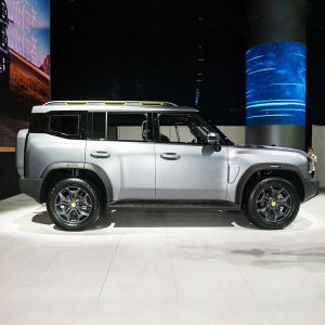 2023 Jetour Traveler 4WD 2.0T AWD SUV with Turbo Engine Automatic Gear Box