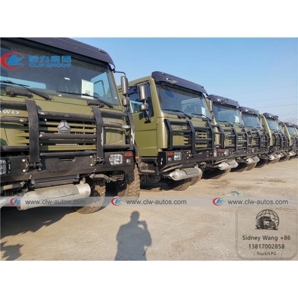 290HP 10000L Sinotruk Howo 4x4 Off Road Fuel Tank Truck