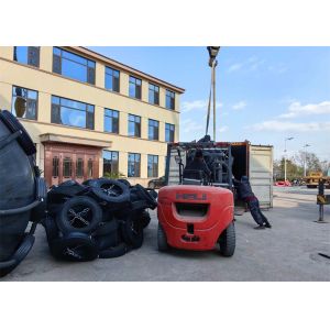 Floating Structure 2.0*3.5-2.5*4.0m ISO17357 Ship-to-Ship 50kpa/80kpa Pneumatic