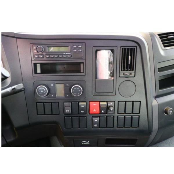 SHACMAN 6*4 8*4 Tractor Head Trucks 380HP Diesel Engine Euro2