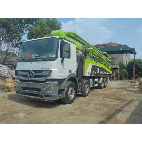 Zoomlion 63m truck-mounted concrete boom pump is suitable for high-rise building and bridge construction