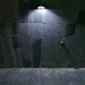 Waterproof New RGB Decorative Solar Fence Lights with Color Changing Warm White