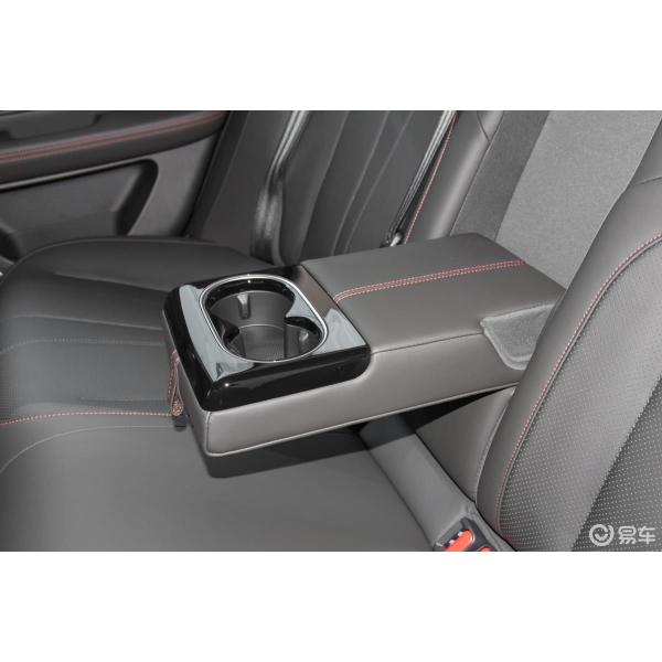 80% Quick Charge Xpeng P7 Luxury Electric Sports Car for Adults Fast Charge in 1 Hour