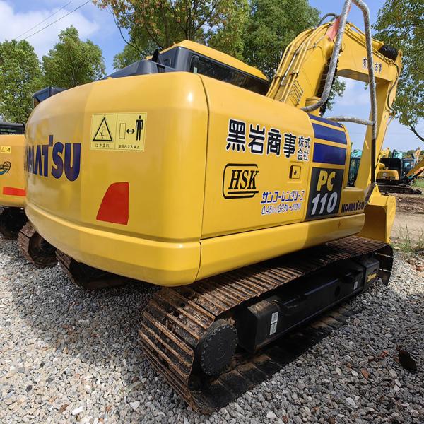 Spot Goods Sell 11Ton Used Komatsu Excavators PC110-7 Digger Excavating Equipment