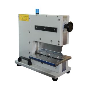 Quality Adjustable Distance Between Knives with CWVC-200 Pneumatic PCB V Cut Machine for sale