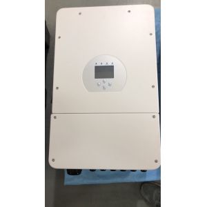 Three Phase Solar Power Inverter 8KW 10KW With Lithium Ion Battery