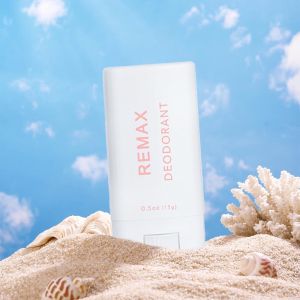 15g Oval-shaped and smooth sunscreen stick with odor-fighting properties