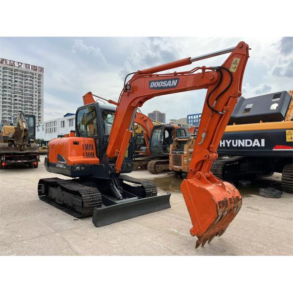 Powerful 5700 Kg Doosan DX60 Excavator With 0.21 M3 Bucket Capacity