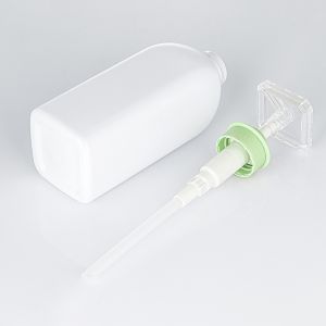 Empty Luxury Square Spray Lotion Bottle White Refillable Plastic Bottle