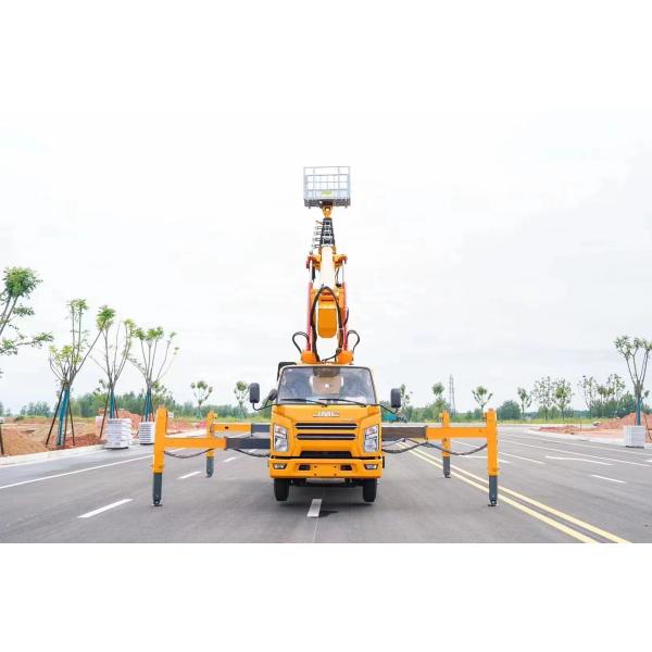 Euro 5 4*2 Diesel Aerial Work Platform Truck Superior Performance With JMC Engine