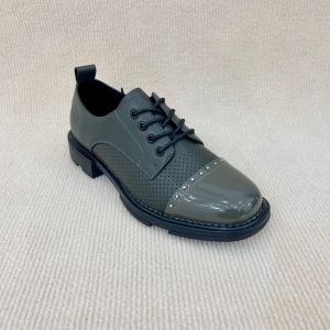 Women casual sport shoes with breathable meth surface elegant