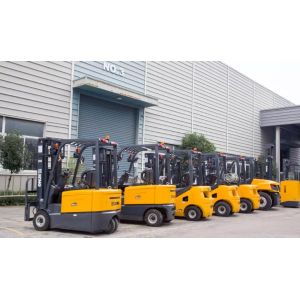 XCMG official manufacturer 4ton diesel forklift truck with Robust and Reliable Diesel Engine