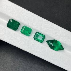 Customized CZ Diamonds Rubies Emeralds And Sapphires With Oval Shape