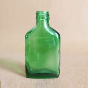 100ml 200ml Green Empty Glass Wine Bottles Screw Lid Sealing