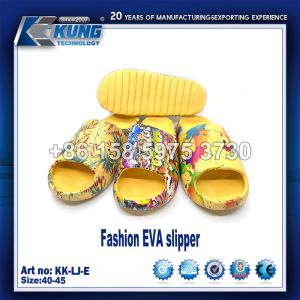 Multicolor Practical PVC Air Blowing Shoes , Anti Abrasion Mens PVC Slippers