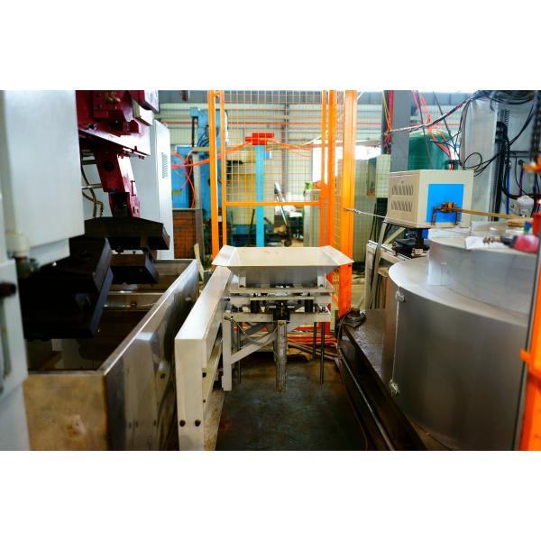 Low Pressure Die Casting Machine 13T 350KG/H For Industrial Production