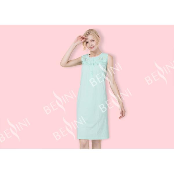 Modest Ladies Sleeveless Nightgowns , Green Ladies Short Nightdresses Button