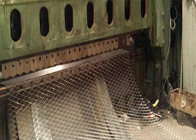 Flexible Blue Aluminium Woven Mesh / Aluminium Fly Screen Mesh Roll