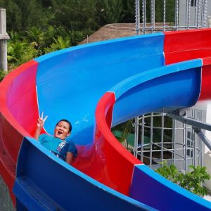 Outdoor Fiberglass Super Open Spiral Slide Customized High Strength