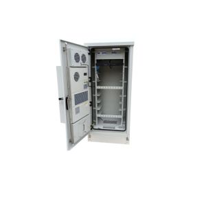 Quality 19'' 32U Outdoor Telecommunication Cabinets Floor Mounted / Roof Mounted / Wall Mounted for sale