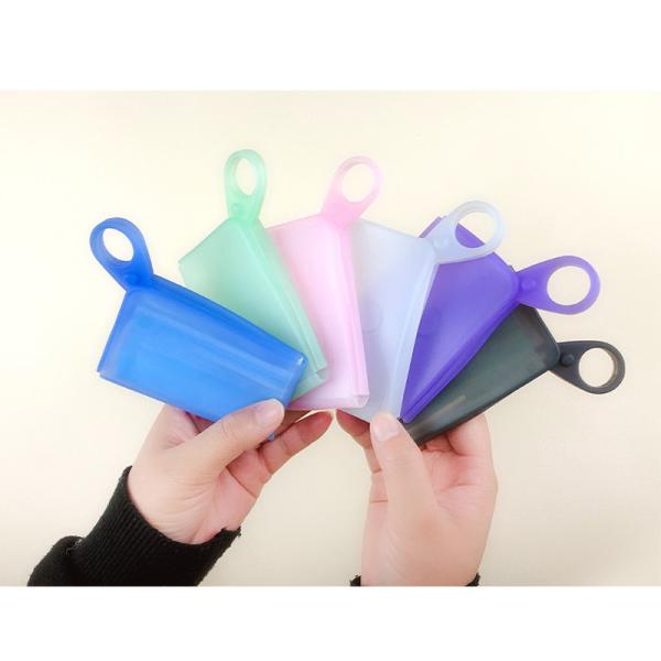 Buy 33G Foldable Silicone Houseware Face Covering Storage Box at wholesale prices